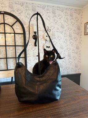 Lew & Me Black Leather Shoulder Bag - Classic Everyday Hobo